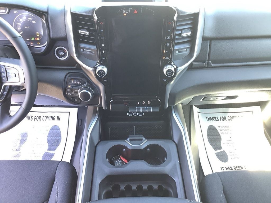 2026 RAM 1500 RAM 1500 BIG HORN CREW CAB 4X4 5'7' BOX