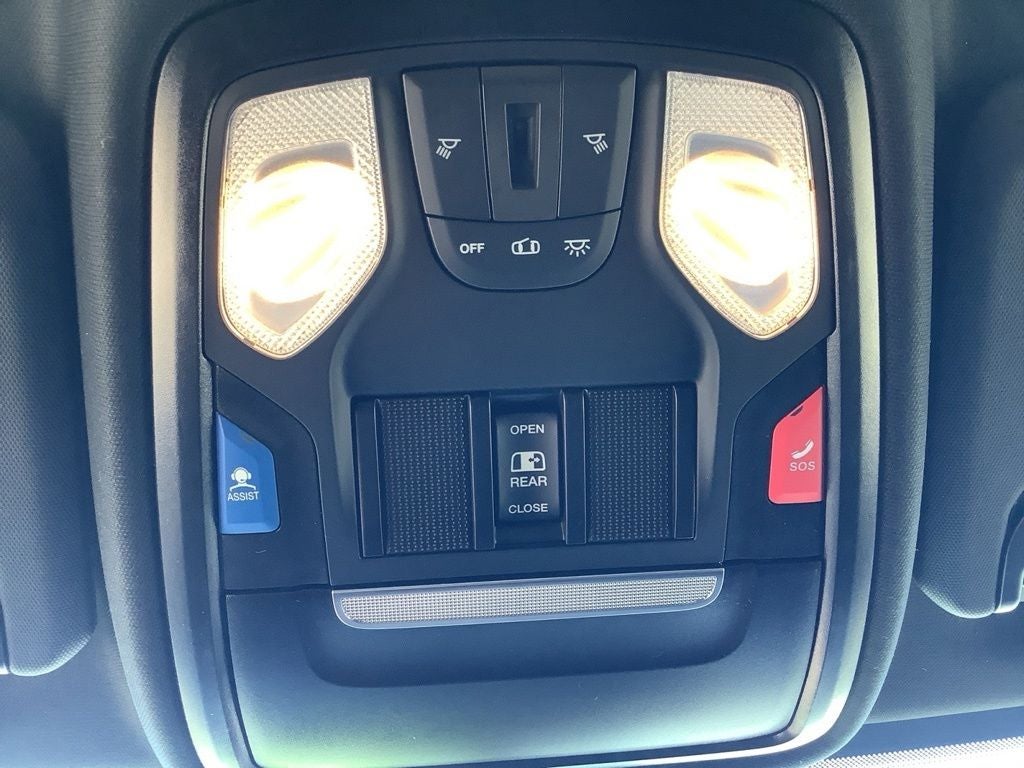 2024 RAM 2500 Tradesman Crew Cab 4x4 6'4' Box