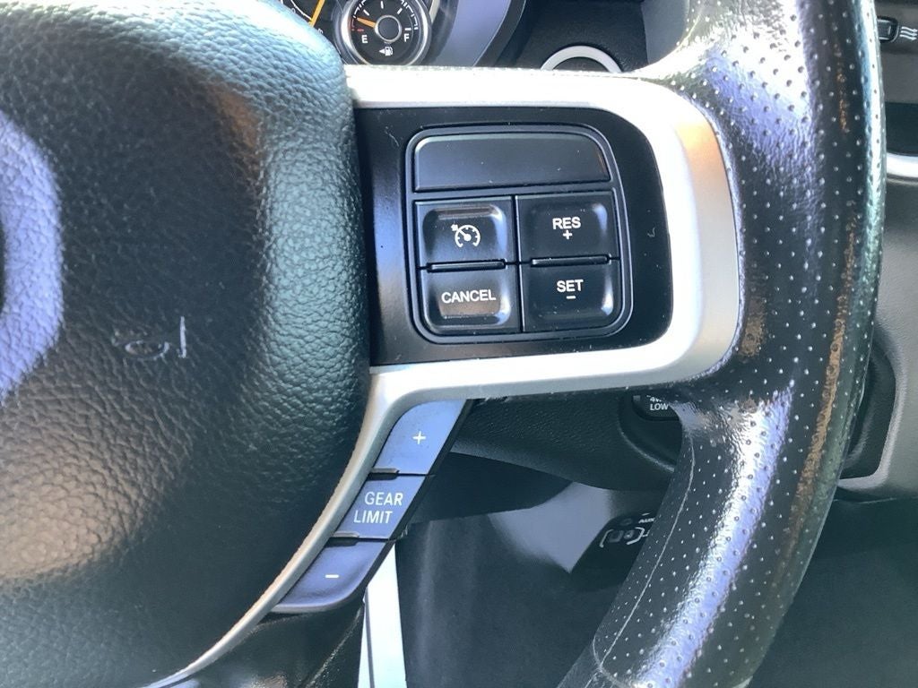 2020 RAM 2500 Big Horn Crew Cab 4X4 6'4' Box