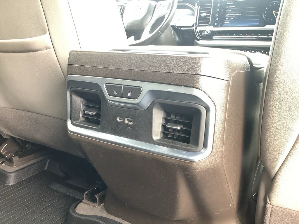 2022 Chevrolet Silverado 1500 4WD Crew Cab Short Bed LTZ
