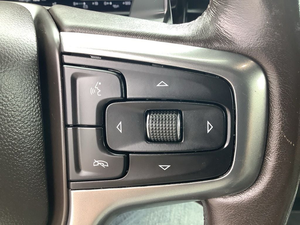 2022 Chevrolet Silverado 1500 4WD Crew Cab Short Bed LTZ