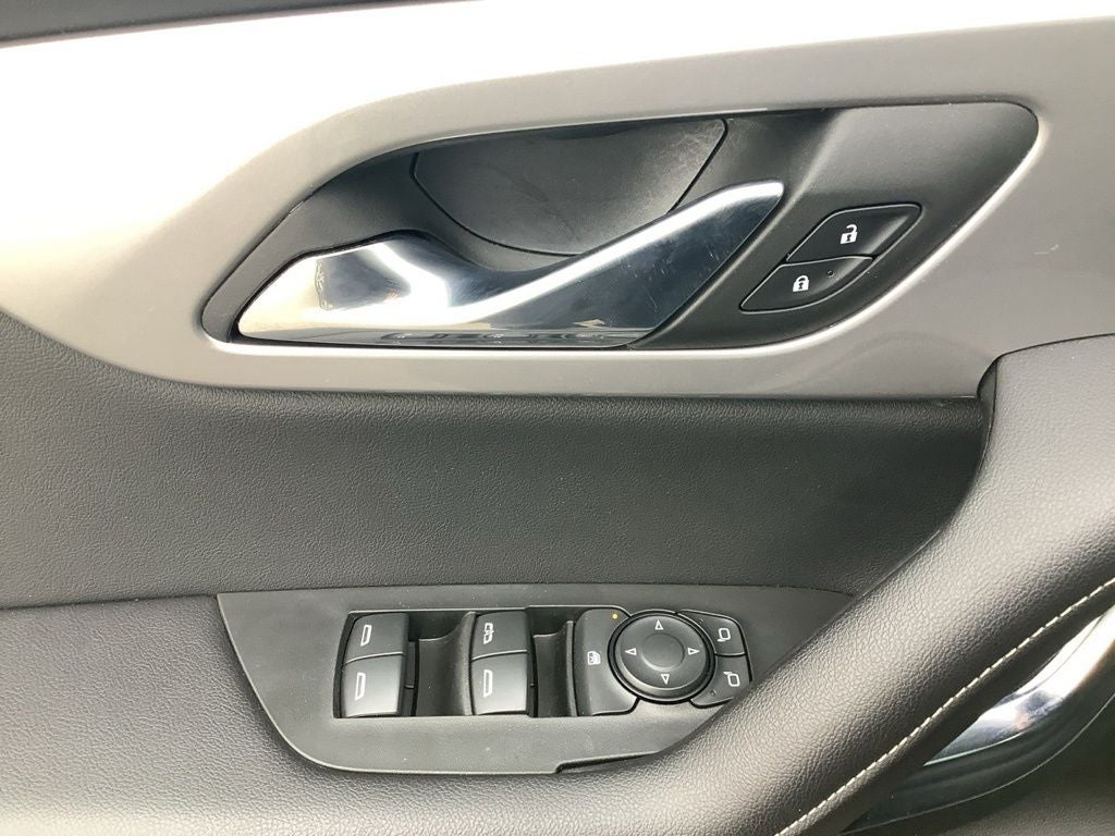 2025 Chevrolet Blazer FWD 2LT