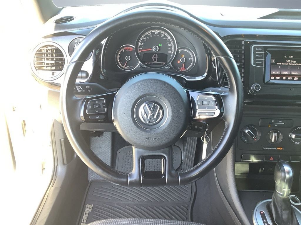 2019 Volkswagen Beetle 2.0T S