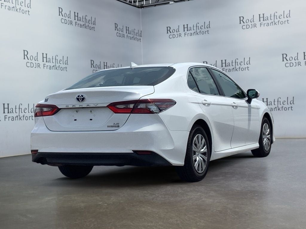 2022 Toyota Camry LE Hybrid