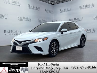 2020 Toyota Camry SE