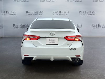 2020 Toyota Camry SE
