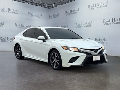 2020 Toyota Camry SE