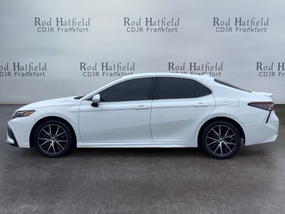 2024 Toyota Camry SE