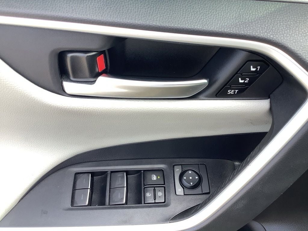 2023 Toyota RAV4 Hybrid Limited