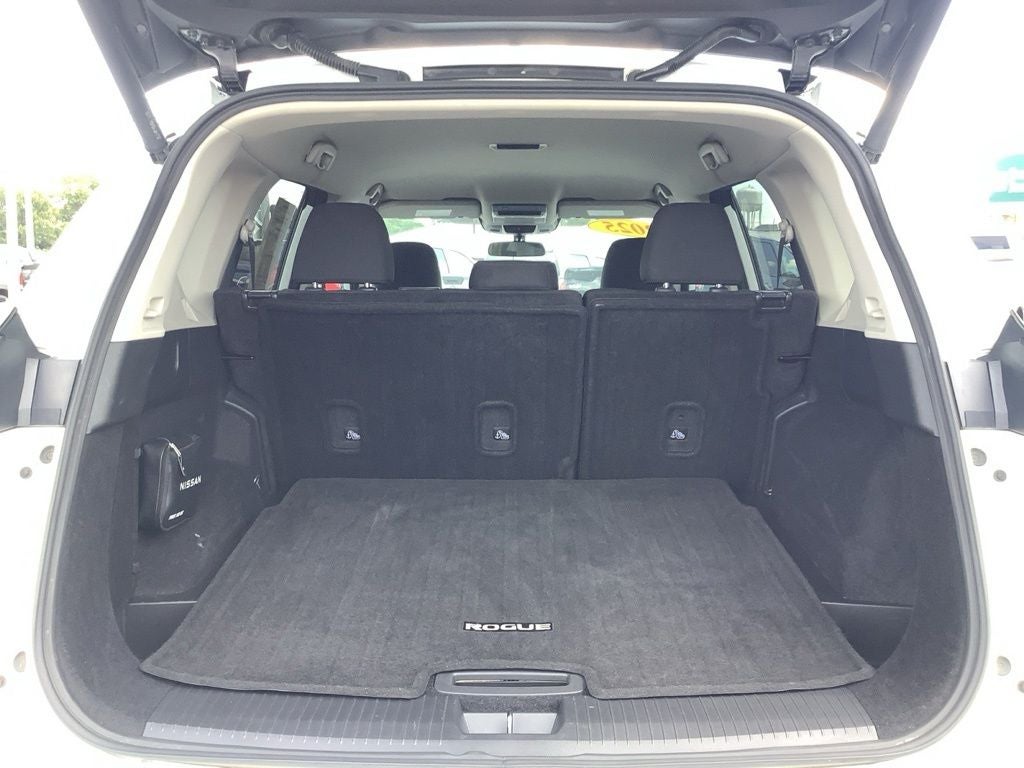 2025 Nissan Rogue SV FWD