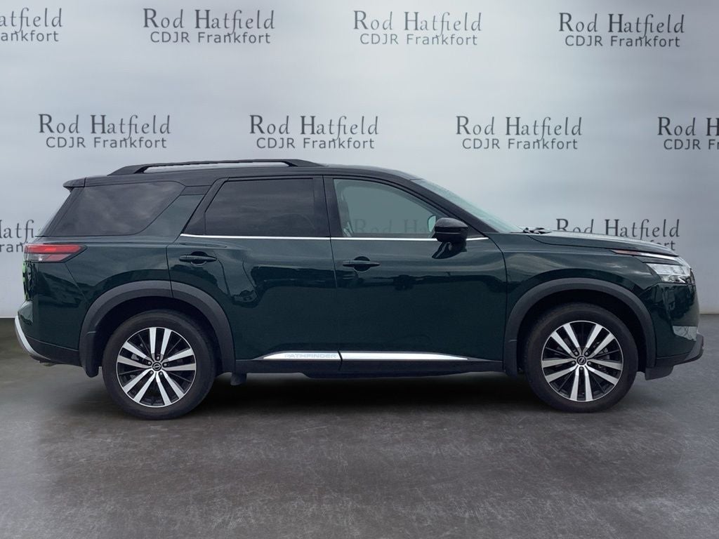 2023 Nissan Pathfinder Platinum 4WD