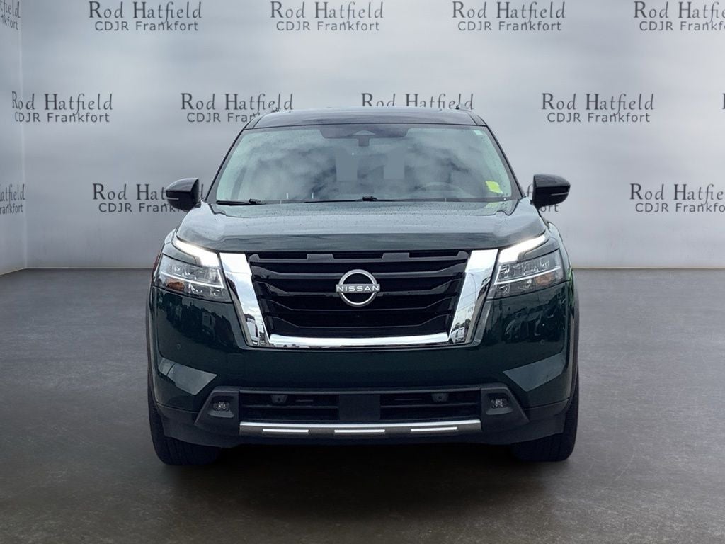 2023 Nissan Pathfinder Platinum 4WD