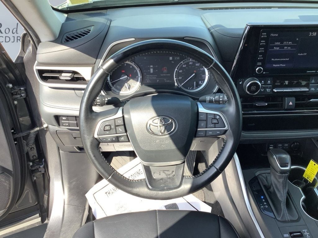 2022 Toyota Highlander XLE