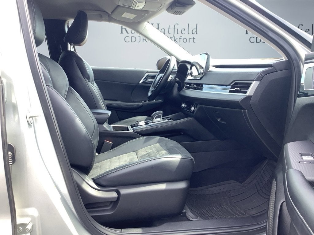 2022 Mitsubishi Outlander SE