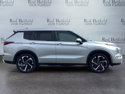 2022 Mitsubishi Outlander SE
