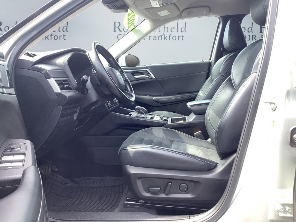 2022 Mitsubishi Outlander SE