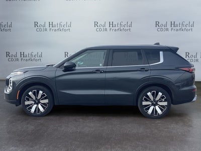 2025 Mitsubishi Outlander SE