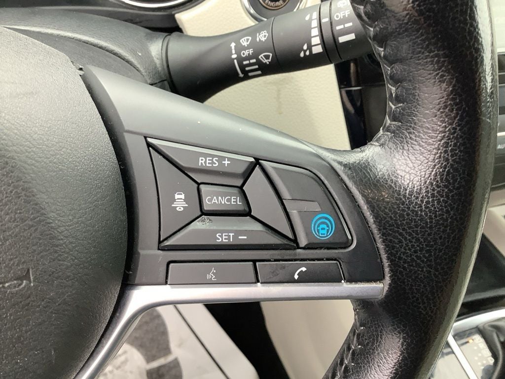 2022 Nissan Rogue Sport SL AWD Xtronic CVT