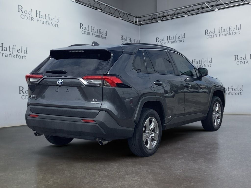 2022 Toyota RAV4 Hybrid LE