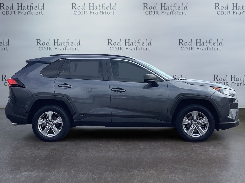 2022 Toyota RAV4 Hybrid LE