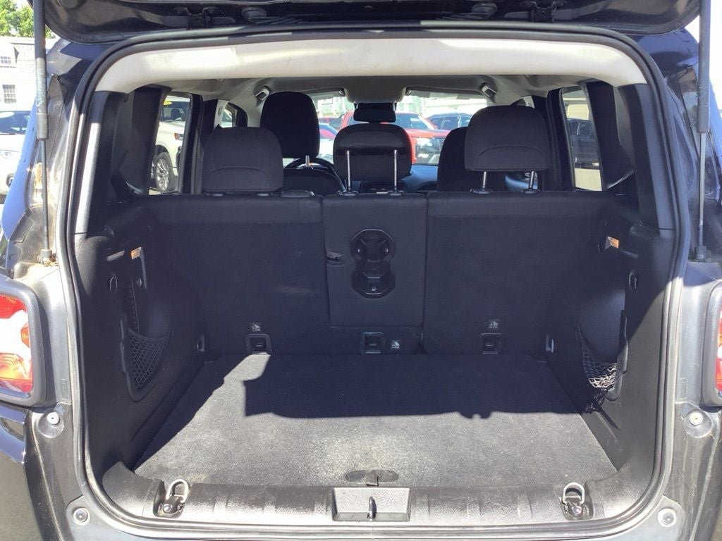 2017 Jeep Renegade Altitude FWD